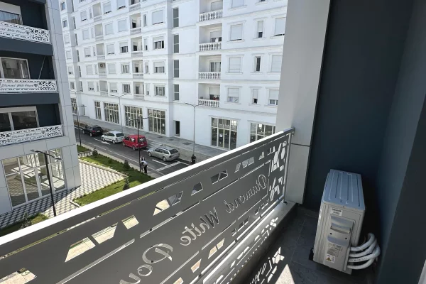 Shtepi me qera Apartament ne Tirane, 1+1, Mobilimi E mobiluar, Pagesa 450  Euro.