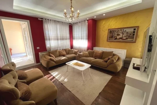 Shtepi me qera Apartament ne Tirane, 1+1, Mobilimi E mobiluar, Pagesa 650  Euro.