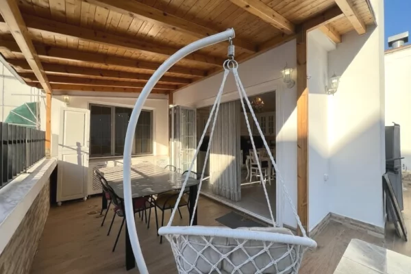Shtepi me qera Apartament ne Tirane, 1+1, Mobilimi E mobiluar, Pagesa 650  Euro.