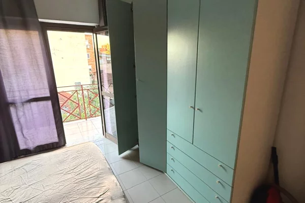 Shtepi me qera Apartament ne Tirane, 1+1, Mobilimi E mobiluar, Pagesa 50,000  Leke.