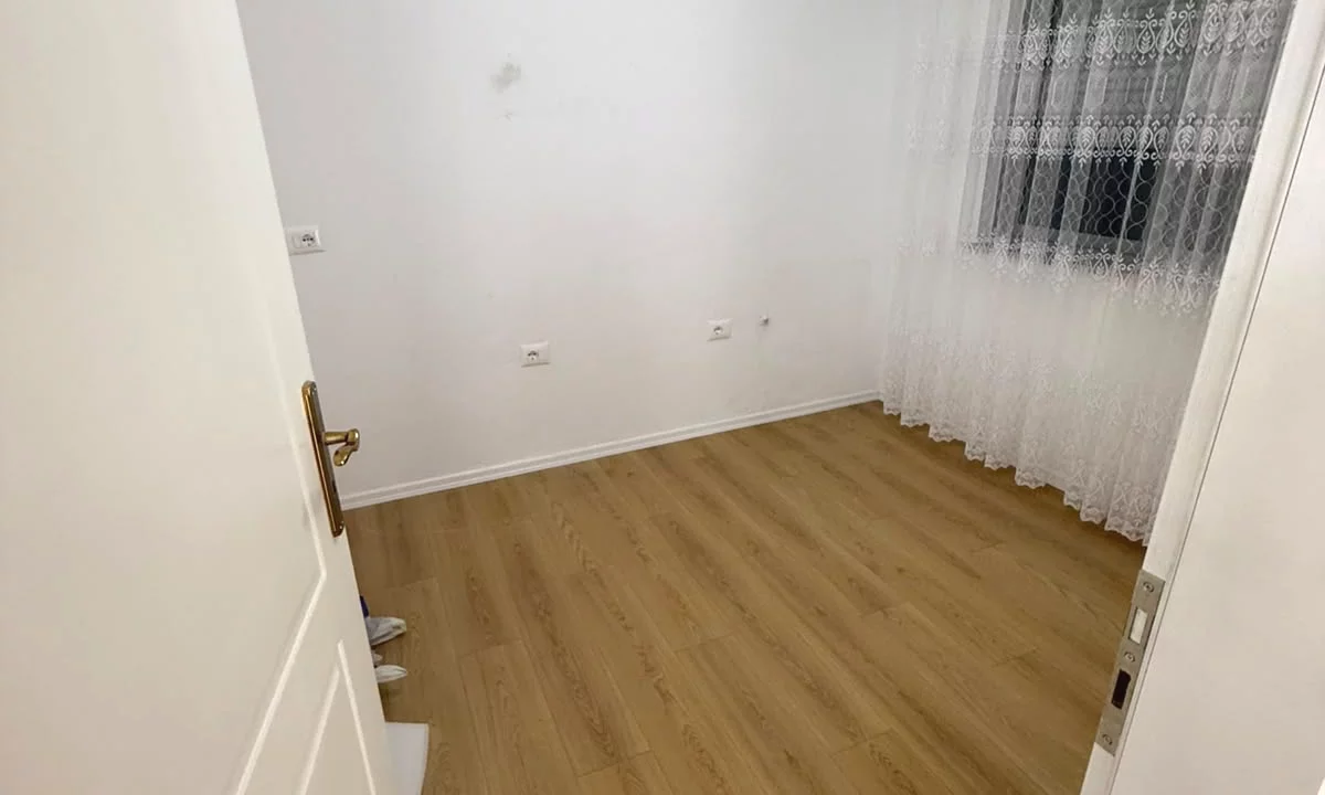 House for Sale Apartment in Tirana, 1+1, Furniture Emty, Payment 6,500,000  Euro.
