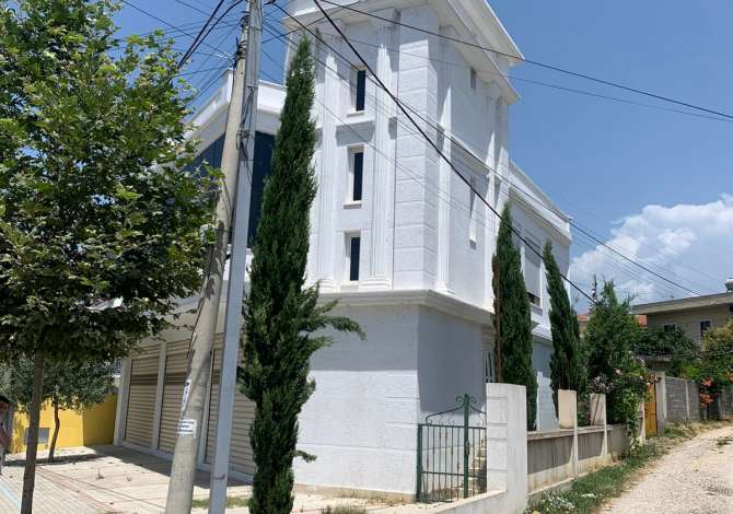 Ambient biznesi me qera 1+1 ne Tirane - 1,000 Euro