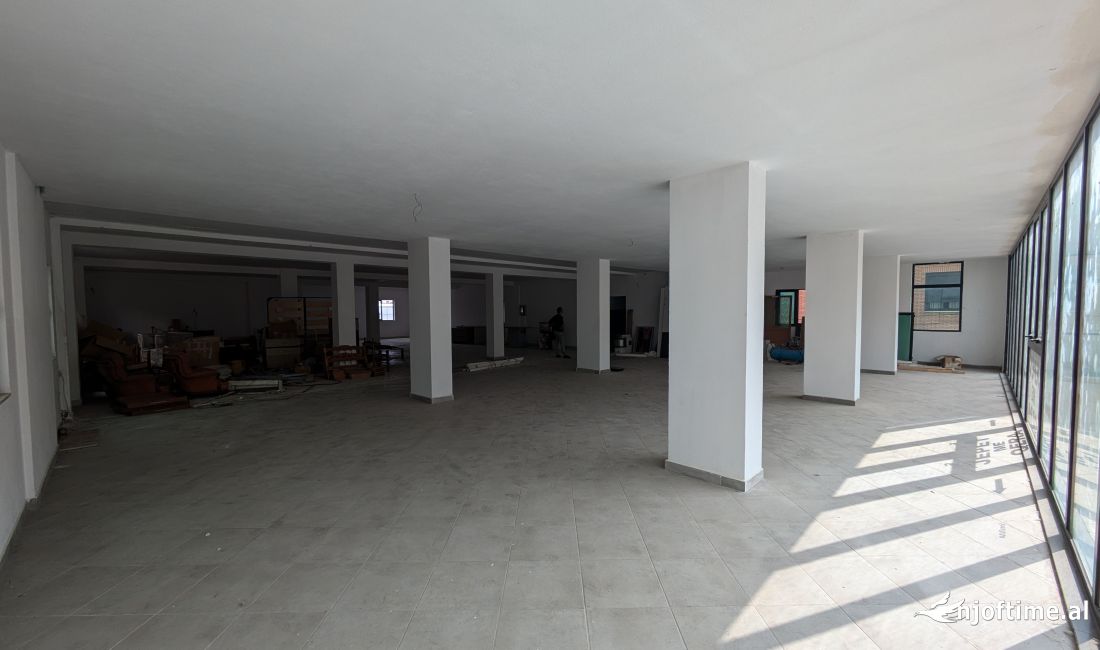 Ambient biznesi me qira ne Kamez 