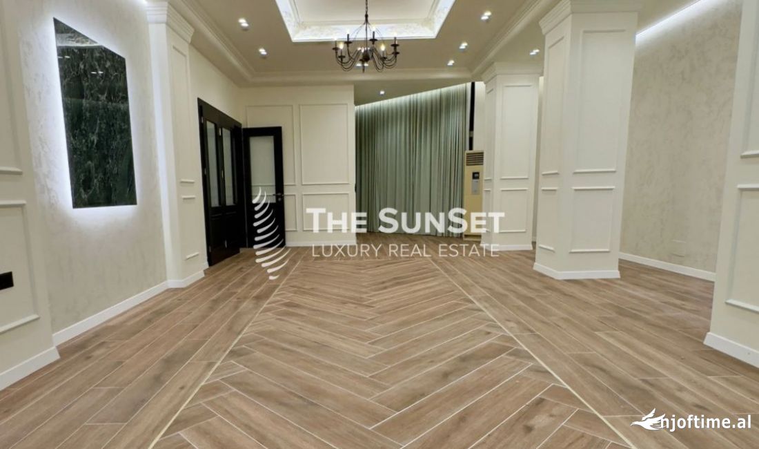 Tirane, Njesi biznesi per shitje tek Rruga Fadil Deliu 