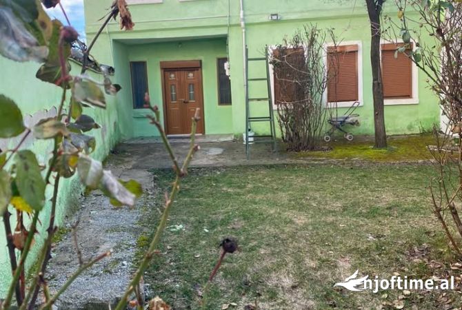 Private house for sale in Korca 4+1, Furnished