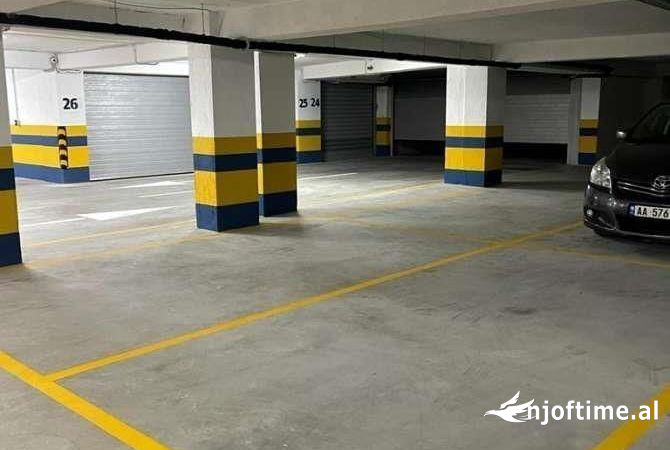 Business Property in Sale 4+1 in Tirana - 198,000 Euro