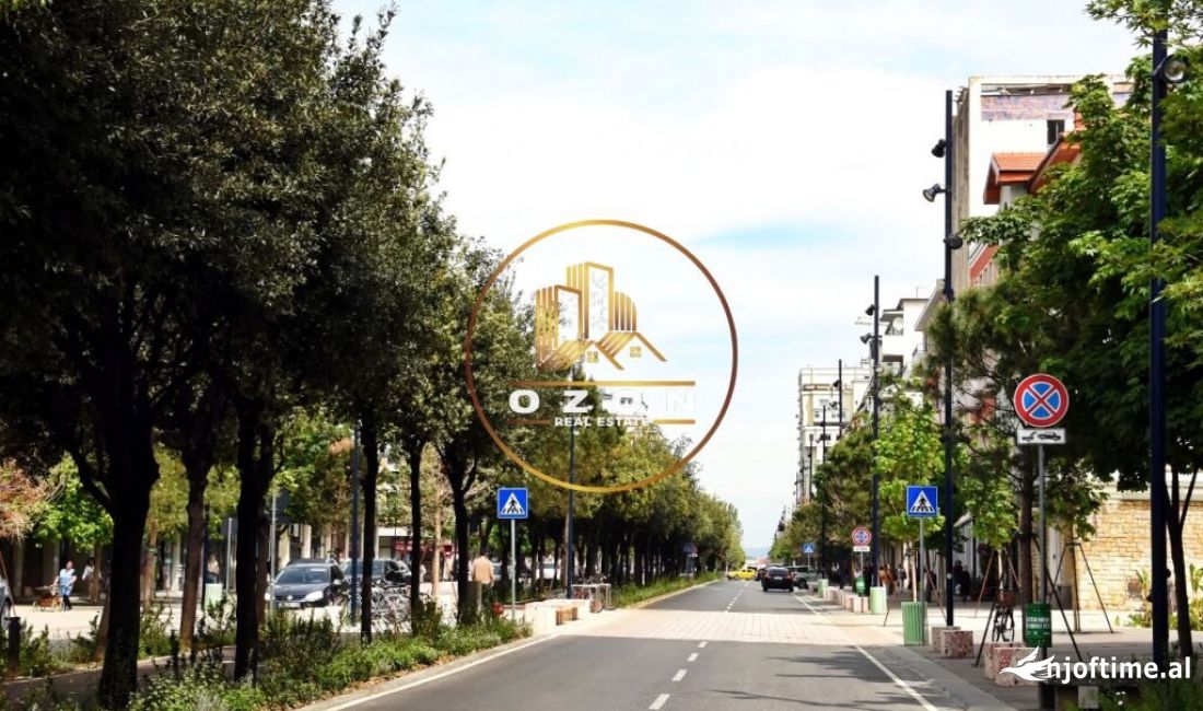 Ambient Biznesi me Qira tek Bulevardi Zogu i Pare!