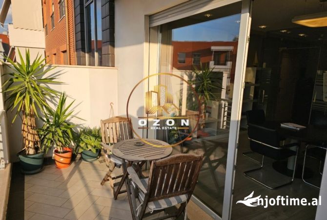 Ambient Zyrash per Qira tek Delijorgji!