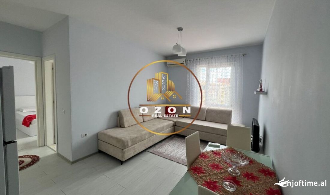 Shtepi me qera Apartament ne Tirane, 1+1, Mobilimi E mobiluar, Pagesa 650  Euro.