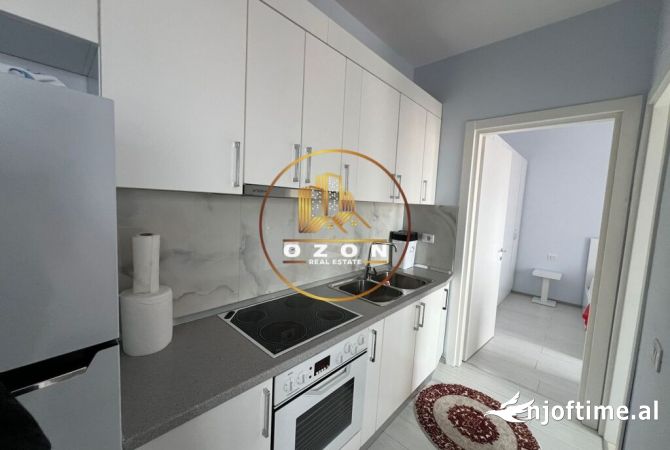Shtepi me qera Apartament ne Tirane, 1+1, Mobilimi E mobiluar, Pagesa 650  Euro.