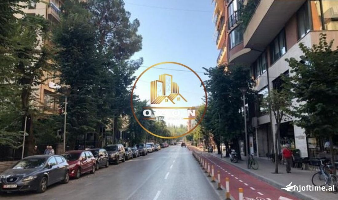 Ambjent Biznesi per Qira tek Cioccolatitaliani Bllok !