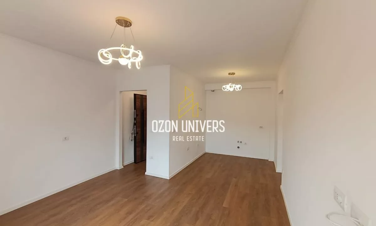Shtepi ne shitje Apartament ne Tirane, 1+1, Mobilimi Bosh, pa mobiluar, Pagesa 118,000  Euro.