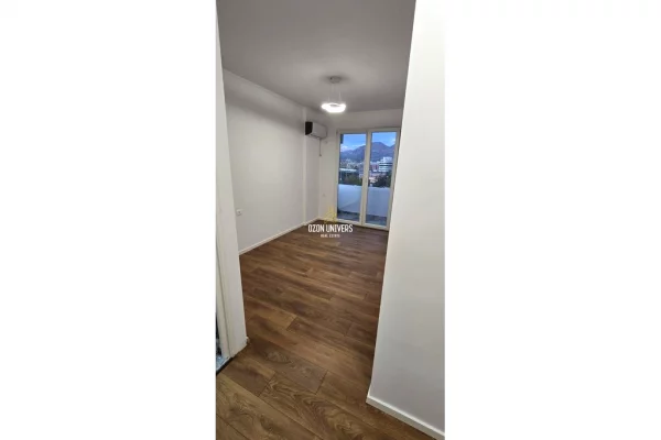 Shtepi ne shitje Apartament ne Tirane, 2+1, Mobilimi Bosh, pa mobiluar, Pagesa 218,000  Euro.