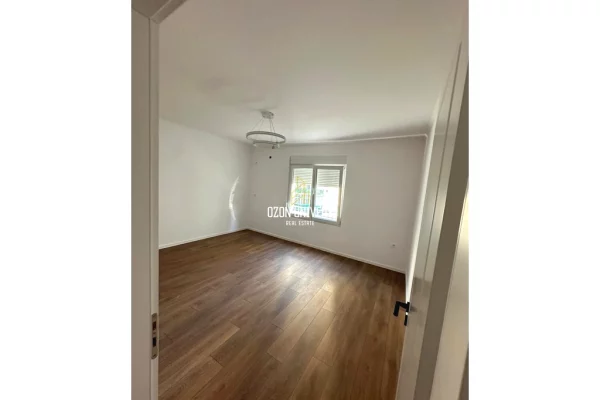 Apartament 1+1 në shitje tek Rruga Kongresi i Manastirit