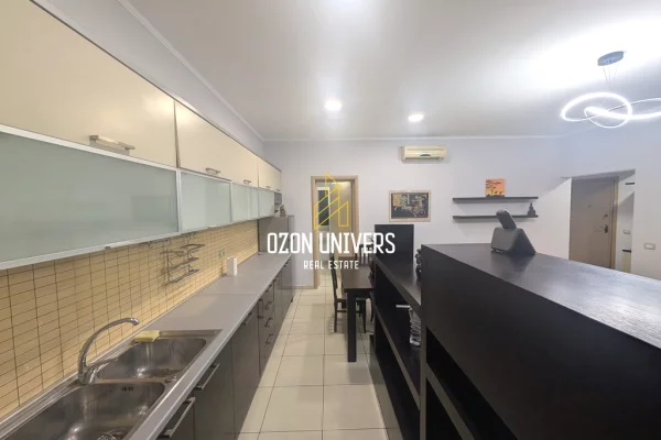 Shtepi me qera Apartament ne Tirane, 2+1, Mobilimi E mobiluar, Pagesa 600  Euro.