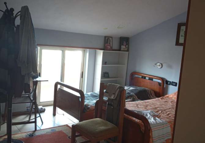 Shitet  apartament  2+1+2