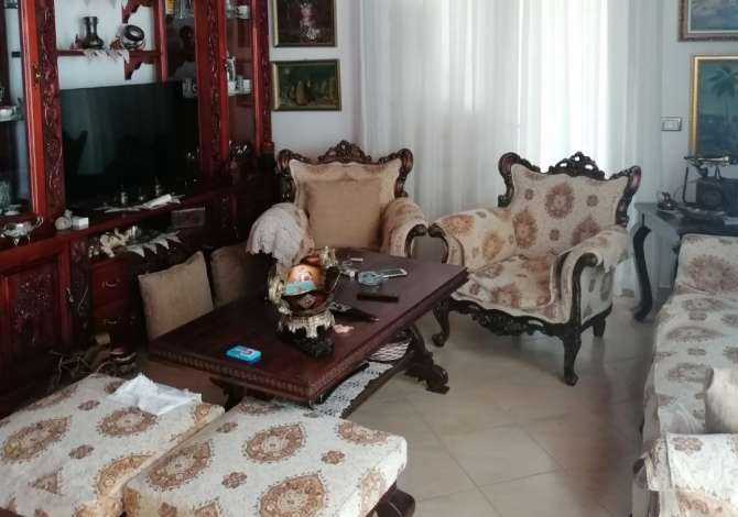 Private house for sale in Tirana 7+1, Emty