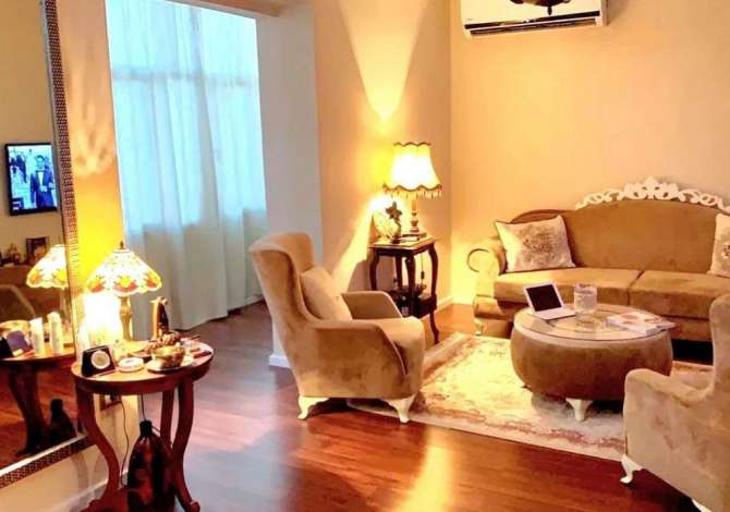 Appartamento in vendita a Tirana 4+1, Arredato