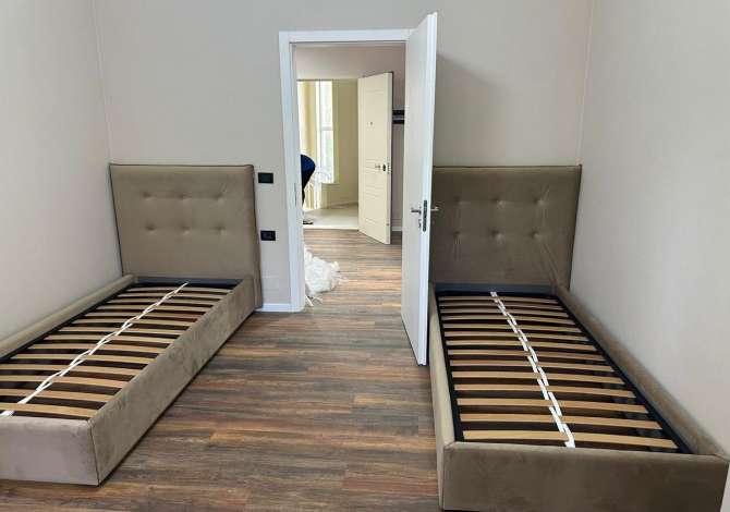 Appartamento in vendita a Durazzo 2+1, SemiArredato