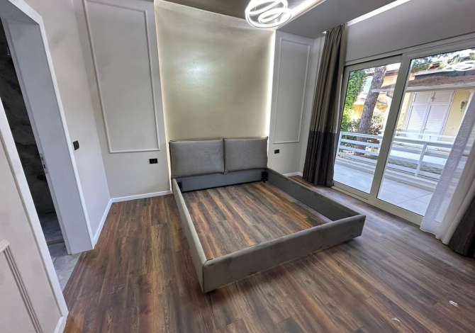 Appartamento in vendita a Durazzo 2+1, SemiArredato