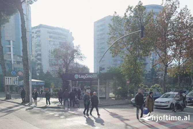 Shtepi ne shitje Apartament ne Tirane, 3+1, Mobilimi E mobiluar, Pagesa 584,000  Euro.