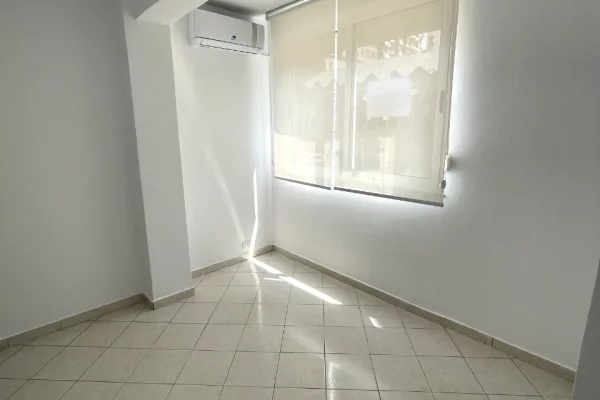 House for Rent 4+1 in Tirana - 600 Euro