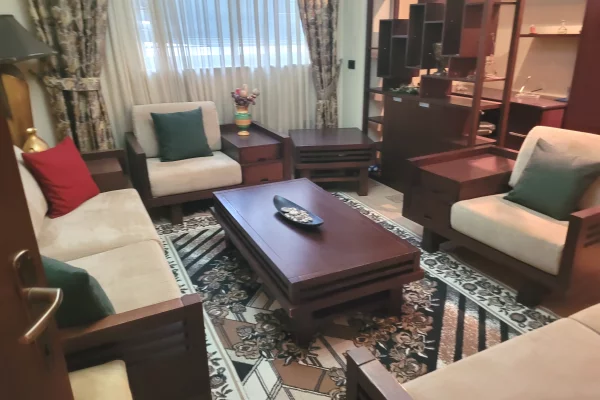 Jepet  me qera apartament  2+1+2 prane presidences 