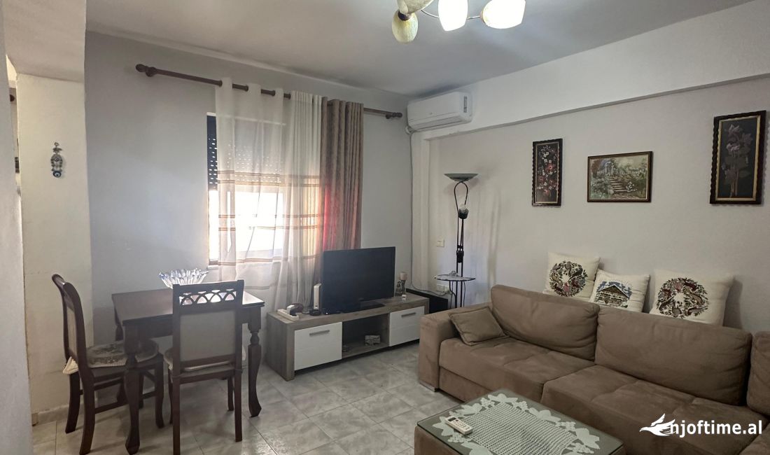 Appartamento in affitto a Durazzo 2+1, Arredato