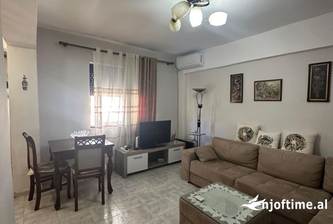 Appartamento in affitto a Durazzo 2+1, Arredato