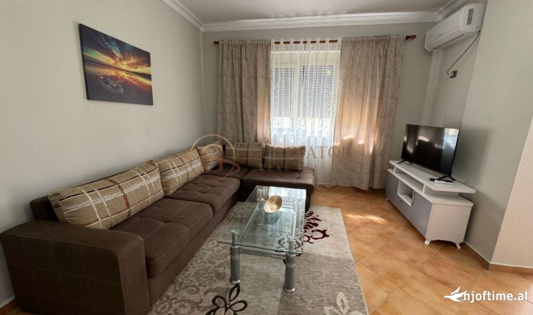 Appartamento in affitto a Durazzo 1+1, Arredato