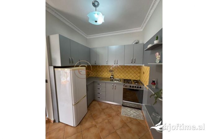 Appartamento in affitto a Durazzo 1+1, Arredato