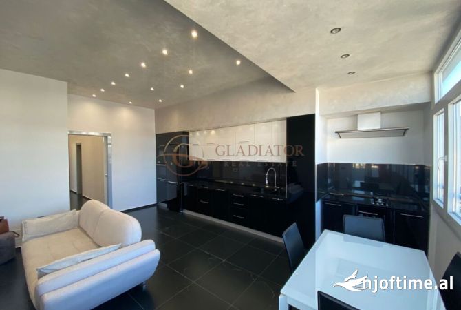 Appartamento in affitto a Durazzo 2+1, Arredato