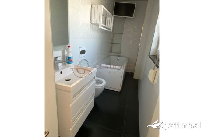 Appartamento in affitto a Durazzo 2+1, Arredato