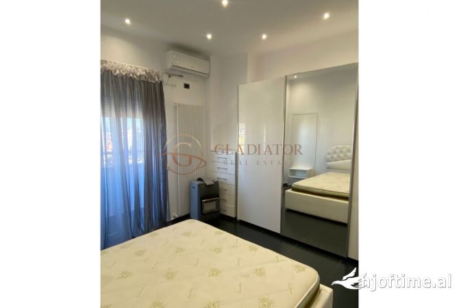 Appartamento in affitto a Durazzo 2+1, Arredato