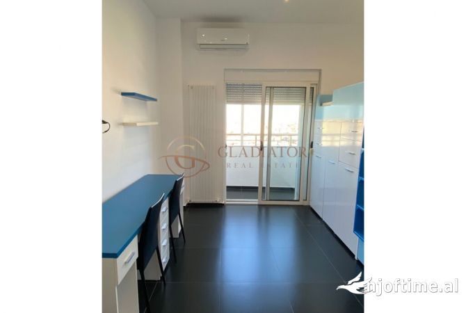 Appartamento in affitto a Durazzo 2+1, Arredato