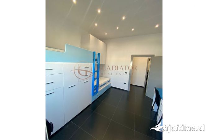 Appartamento in affitto a Durazzo 2+1, Arredato