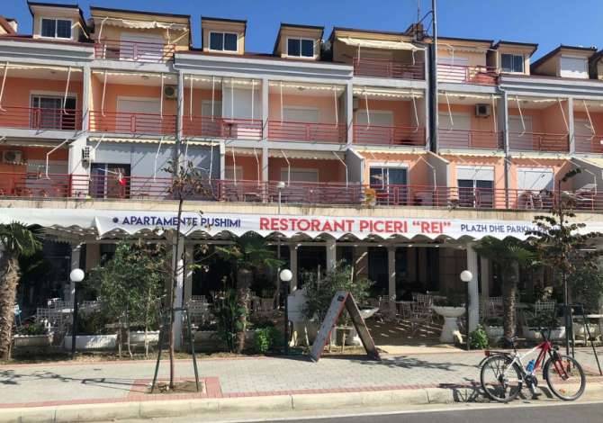 Njoftime Pune per Kamarier, Kuzhinier, Banakier, Sanitare, Picajol ne Durres