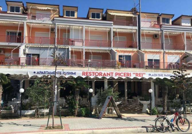 Njoftime Pune per Ndihmes Kuzhiniere , Kamariere , Pastruese ne Durres