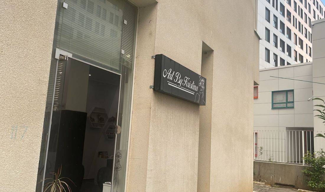 Dyqan ne Shitje 44 m2 