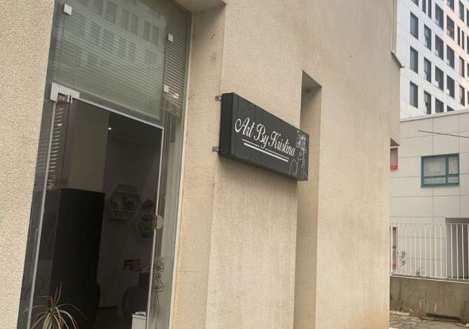 Dyqan ne Shitje 44 m2 