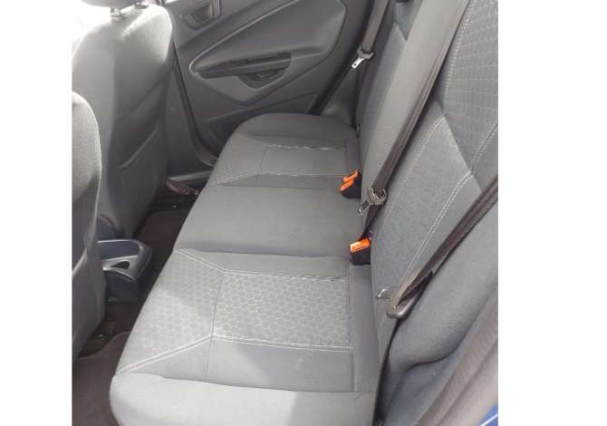  Jepet me qera Ford Fiesta  duke filluar nga 40 euro ne dite