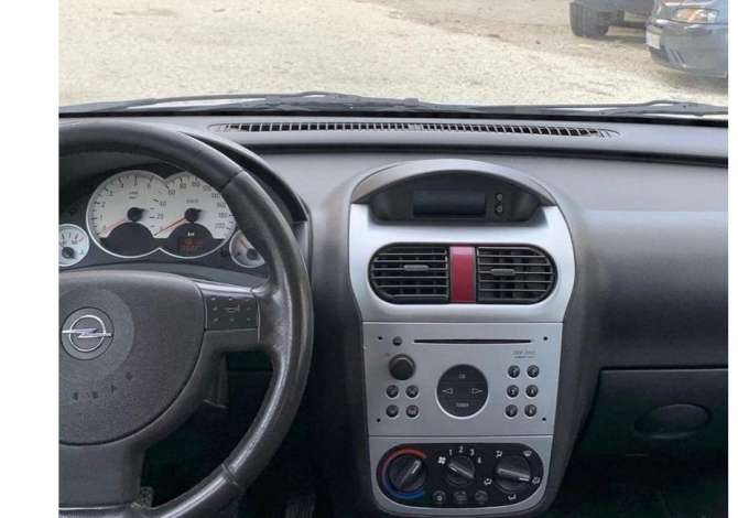  Jepet me qera Opel Corsa duke filluar nga 3500 leke ne dite 