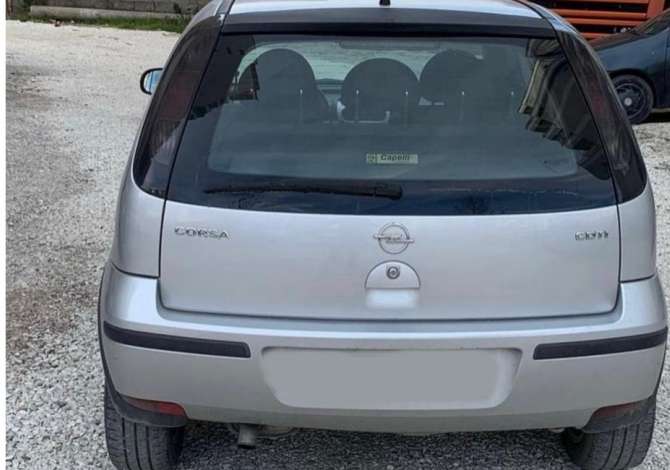  Jepet me qera Opel Corsa duke filluar nga 3500 leke ne dite 