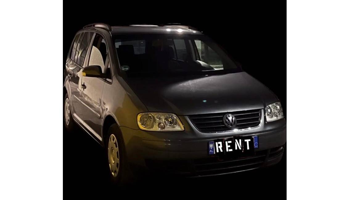  Jepet me qera Makina Volkswagen touran duke filluar nga 40 euro ne dite 