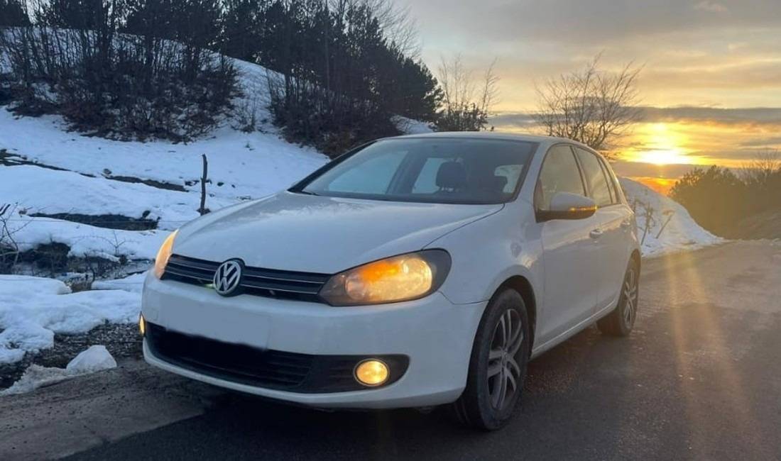 Jepet me qera Makina Golf 6 duke filluar nga 35 euro ne dite