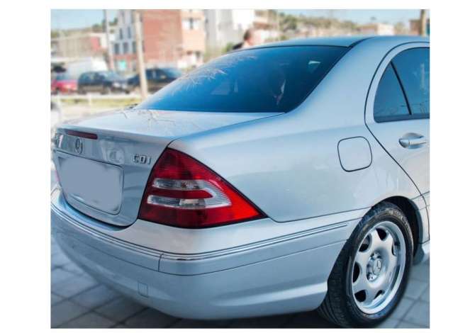 Noleggio Auto a Valona - 30 Euro