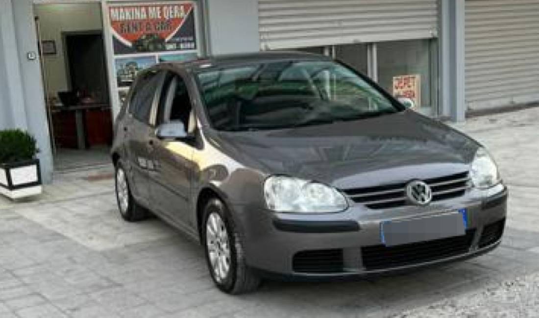  Jepet me qera Makina Volkswagen Golf 5 duke filluar nga 30 euro ne dite 