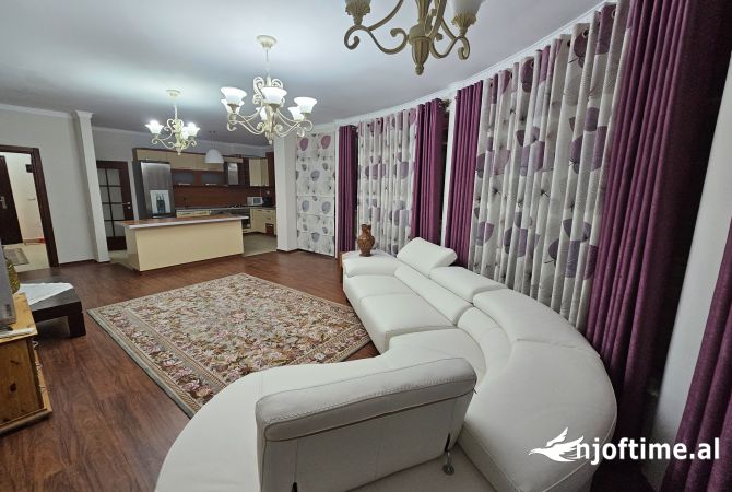 LIQENI TIRANES, JEPET ME QERA APARTAMENT 3+1