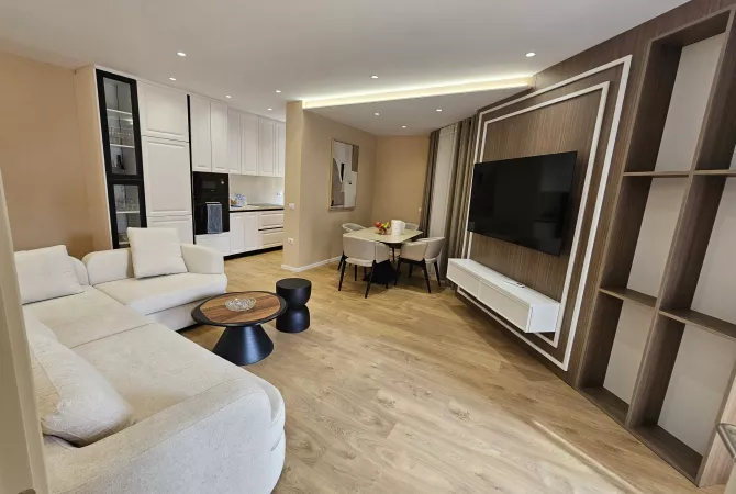 Shtepi ne shitje Apartament ne Tirane, 2+1, Mobilimi E mobiluar, Pagesa 365,000  Euro.