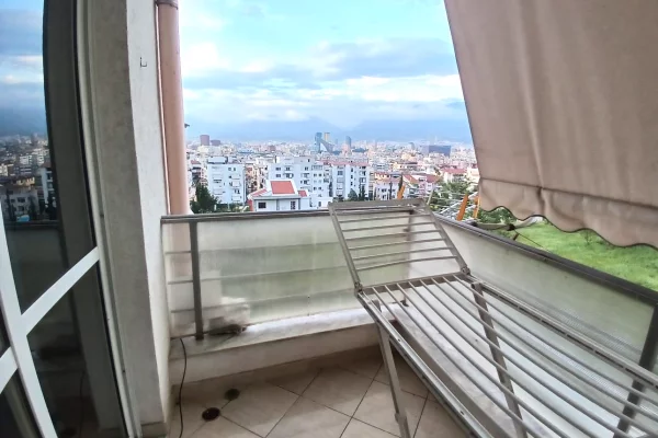 Shtepi ne shitje Apartament ne Tirane, 1+1, Mobilimi E mobiluar, Pagesa 145,000  Euro.